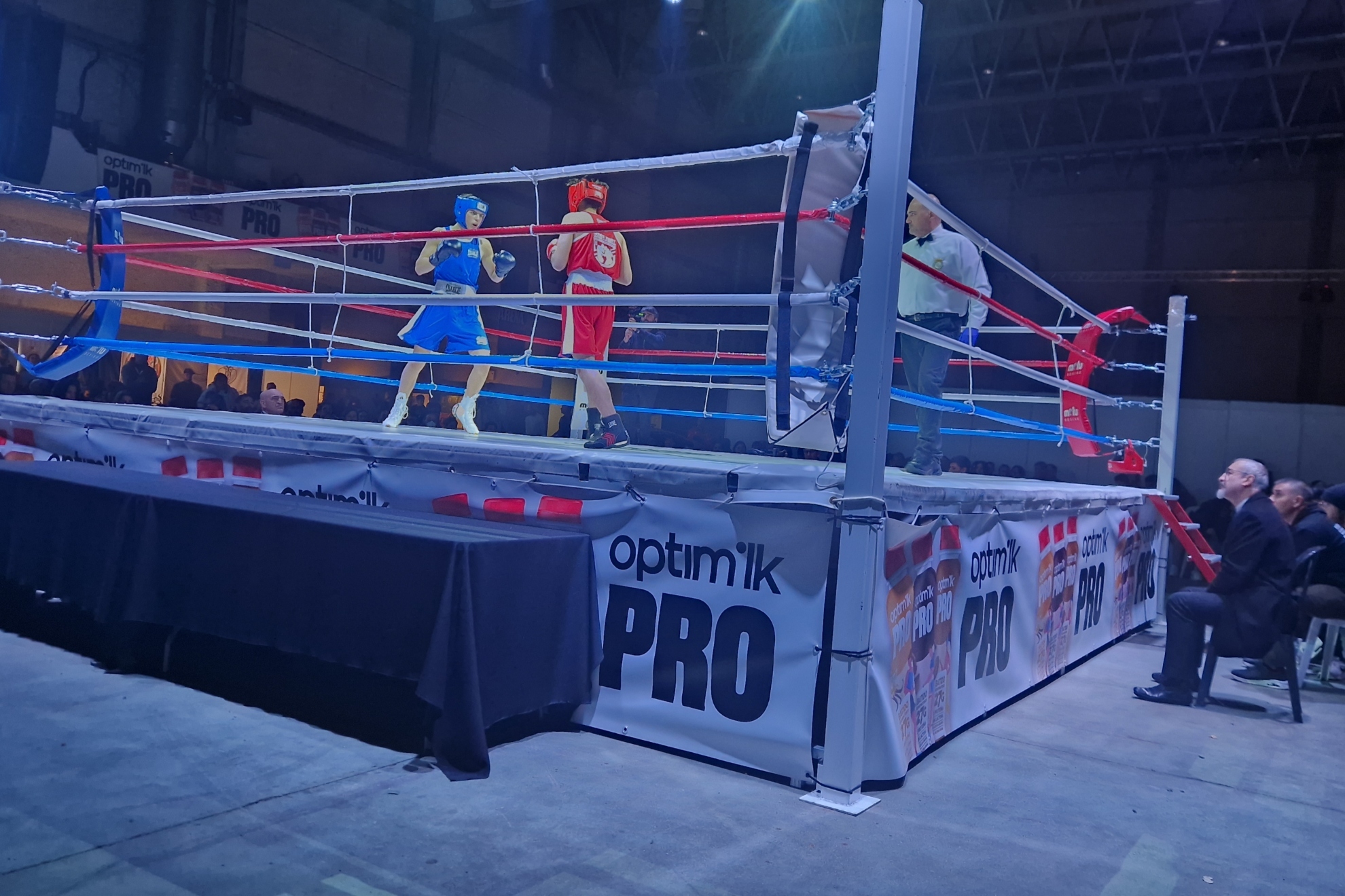 对手布鲁联 对手布鲁联